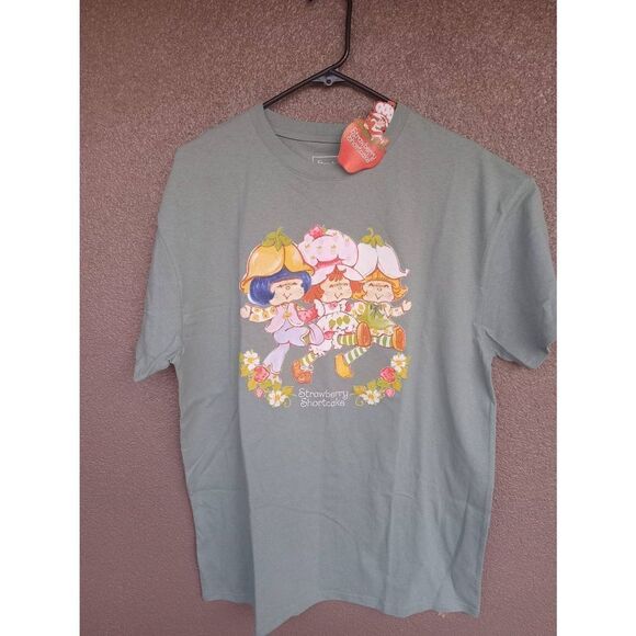 Strawberry shortcakes tee Xl - Picture 1 of 3